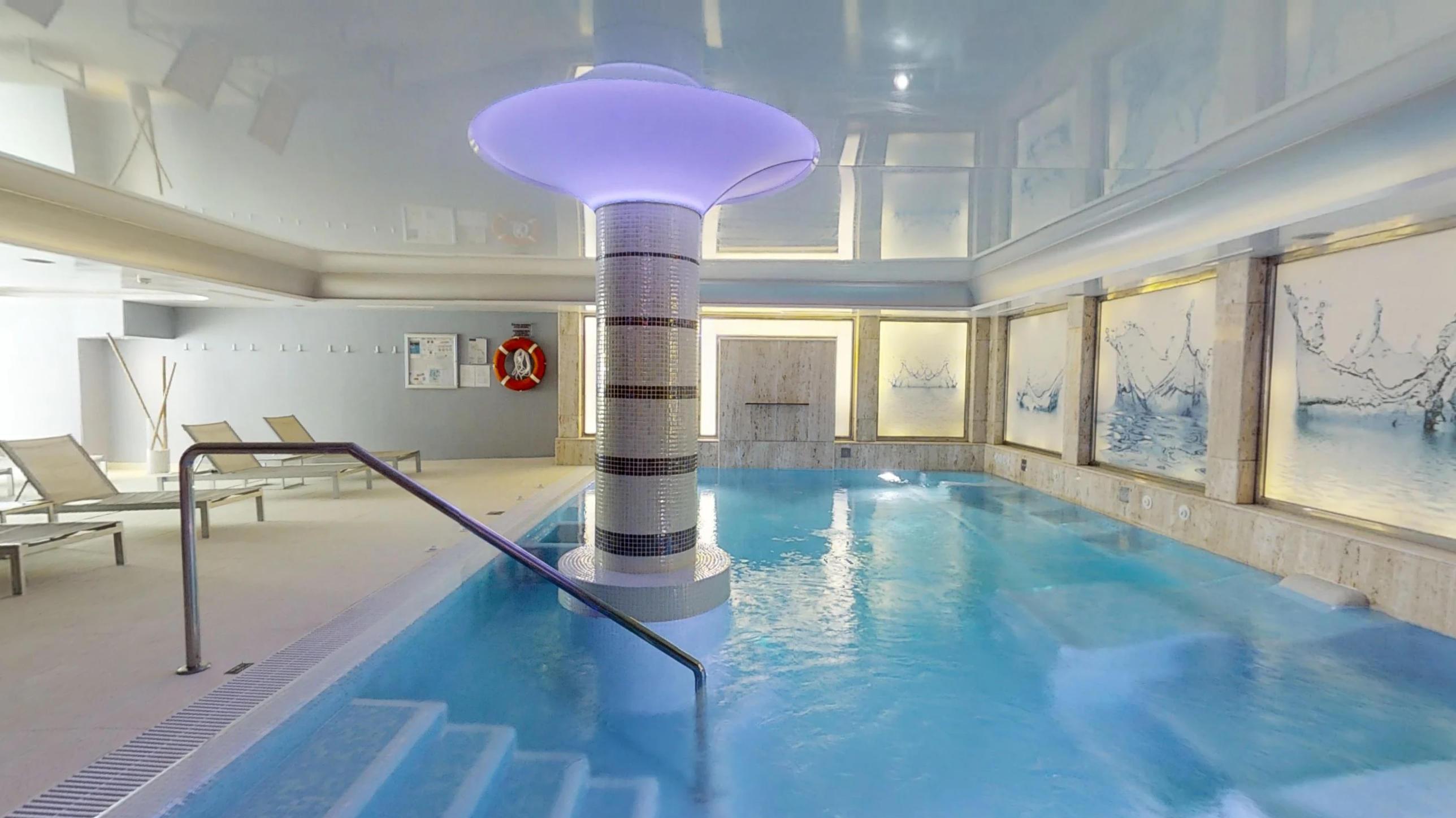 Vincci Seleccion Aleysa Hotel Benalmádena Kültér fotó The swimming pool at the hotel
