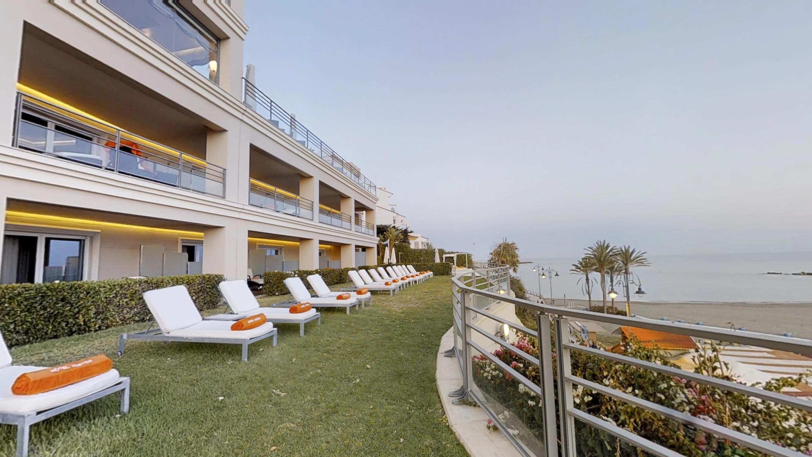 Vincci Seleccion Aleysa Hotel Benalmádena Kültér fotó The Westin La Paloma