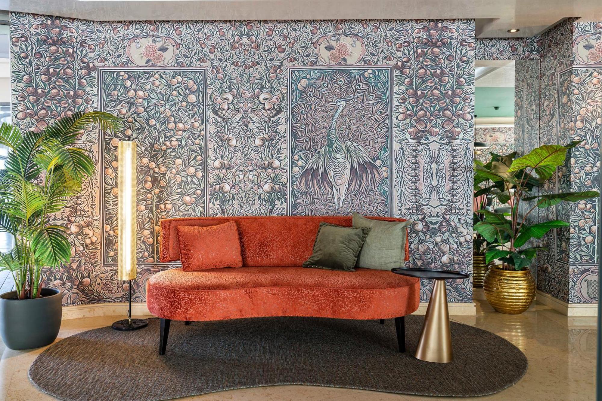 Vincci Seleccion Aleysa Hotel Benalmádena Kültér fotó The lobby of the hotel
