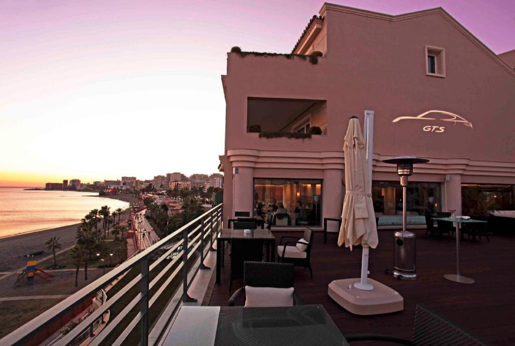 Vincci Seleccion Aleysa Hotel Benalmádena Kültér fotó The hotel's terrace